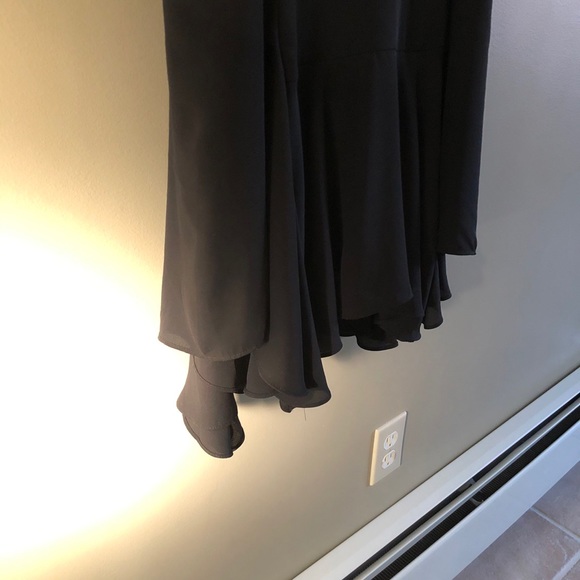 💕LAST CHANCE💕 NWT Women’s Belle Vere Black Dress size 4 - Picture 8 of 9